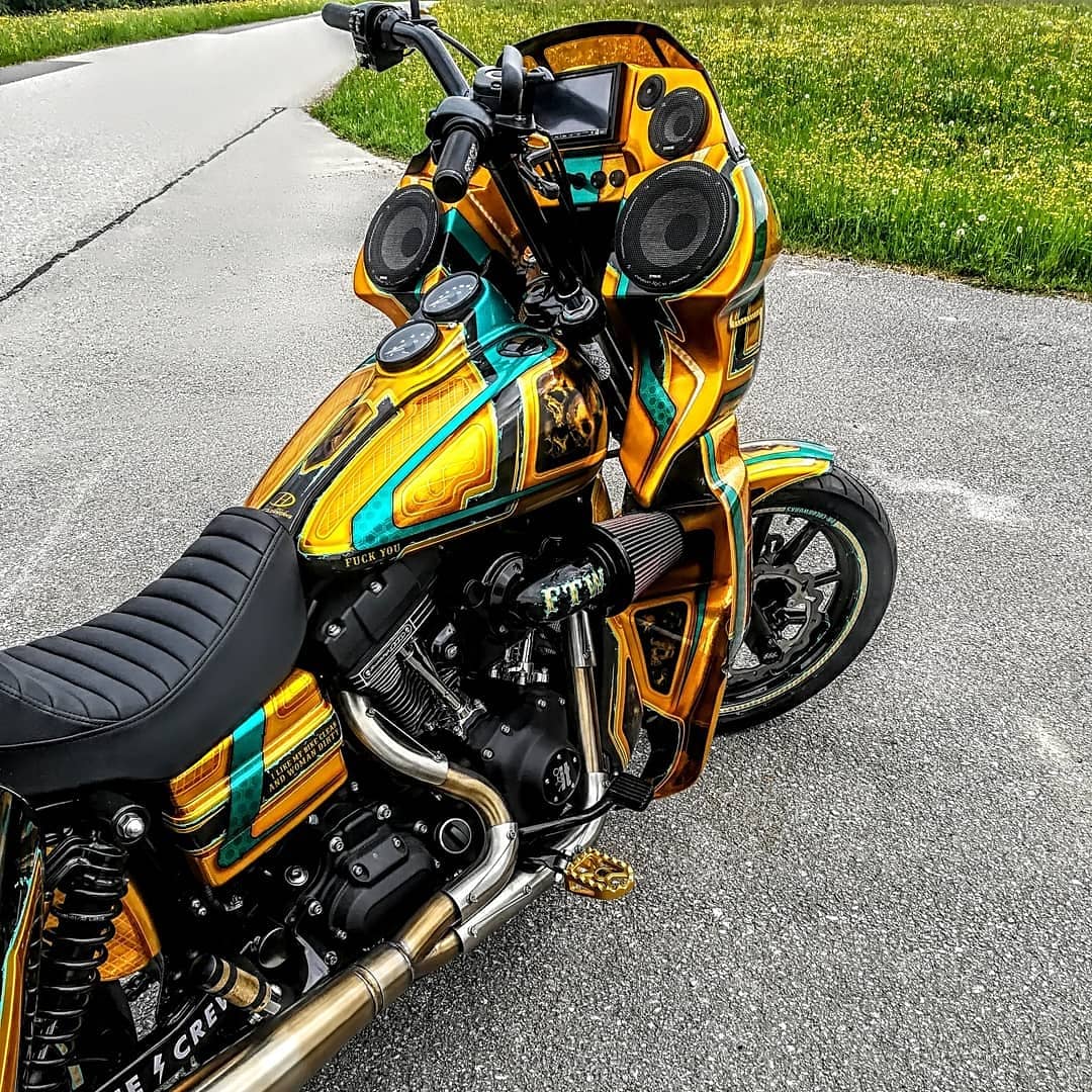 Custom Harley Fxrt